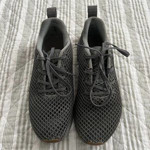 NOBULL Womens Mesh Runner - Size 8